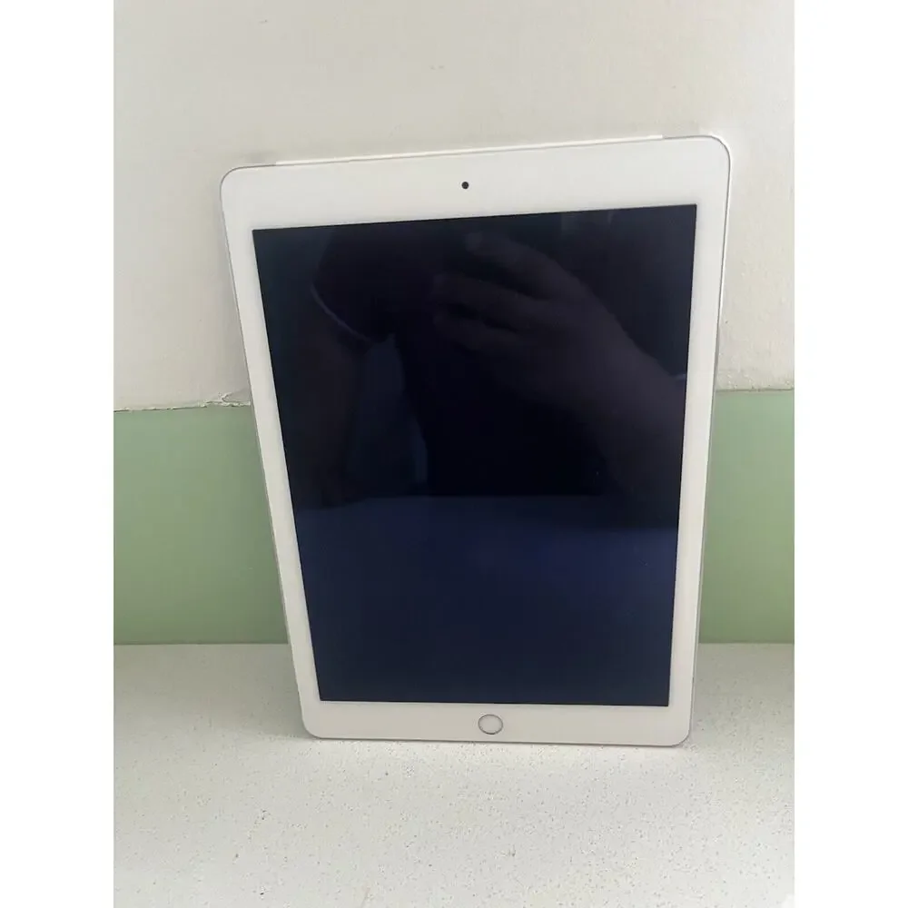 Apple iPad Air 2 Wi-Fi/Cellular A1567 *For Parts*